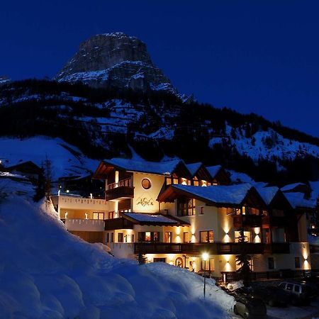 Alpin Apartments Colfosco Bagian luar foto