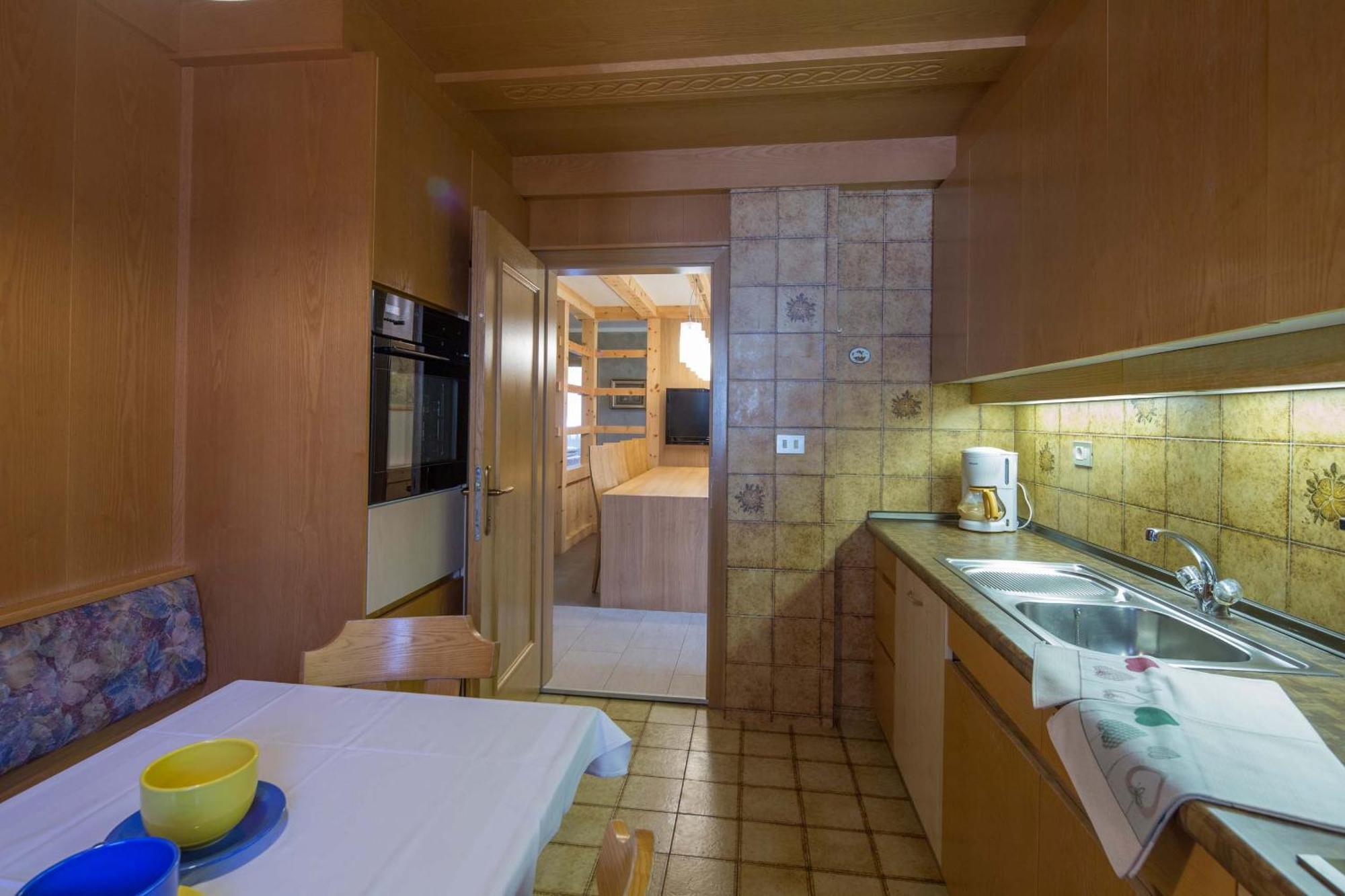 Alpin Apartments Colfosco Ruang foto