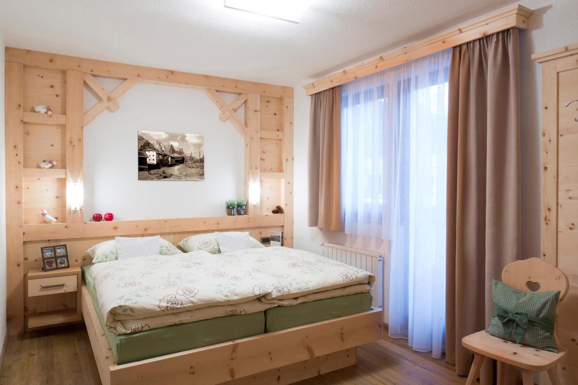 Alpin Apartments Colfosco Ruang foto