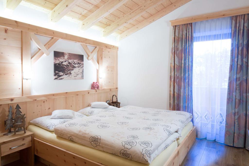 Alpin Apartments Colfosco Ruang foto